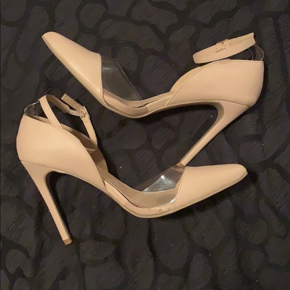 Stilettos - Picture 3 of 3